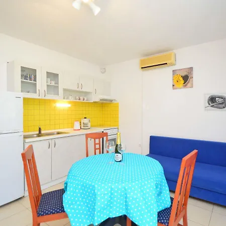 Holiday Jagoda Holiday home Grebastica